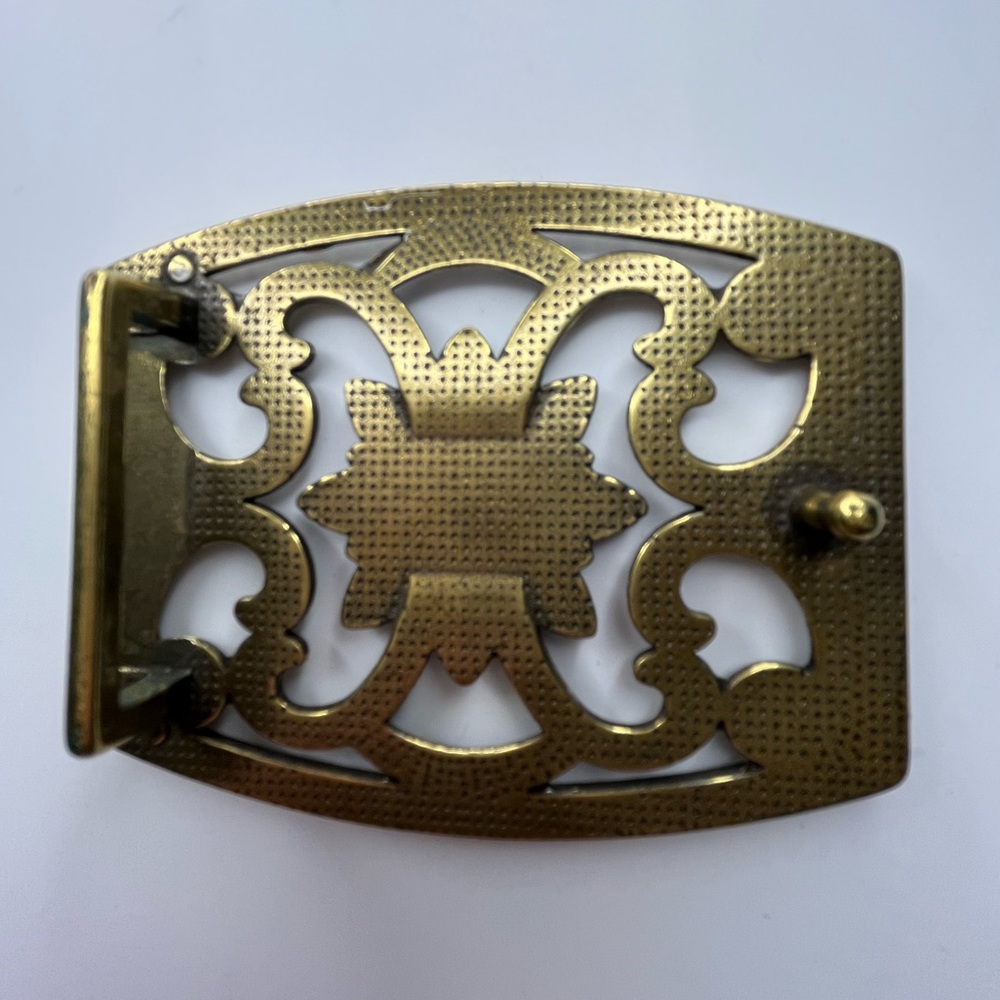 Western Rhinestone Sun Flower Brass buckle - Picture 4 of 4